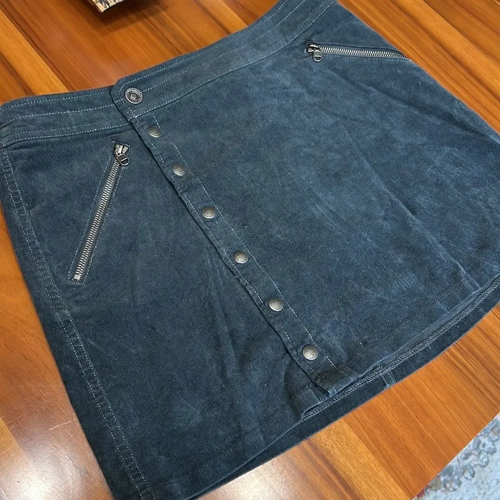 Kuhl Streamline Corduroy Button Front Skirt in Gray Size 8